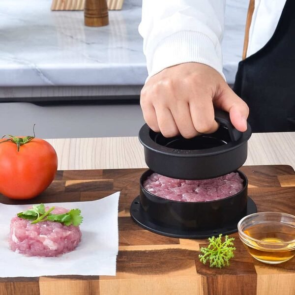 Meat Pressing Mold in-use
